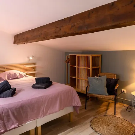 Domaine De La Navicelle Casa de Férias *