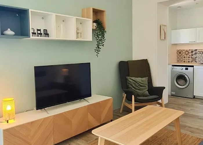 Domaine De La Navicelle * Le Pradet